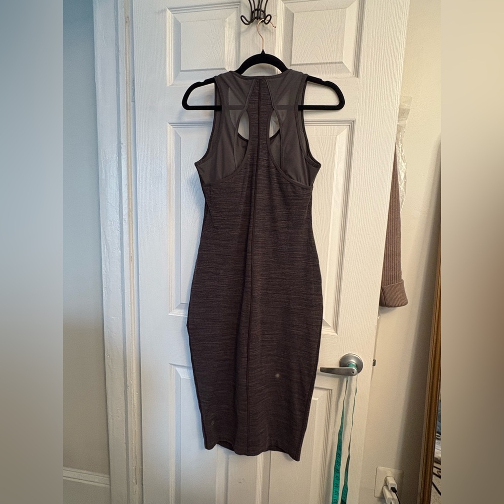 Lululemon Athletica Racerback Midi Dress Size 8 
Retail $119 - Picture 8 of 9